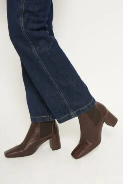 Abby Testa -Es Fascinante abby testa boots mint and rose 663827