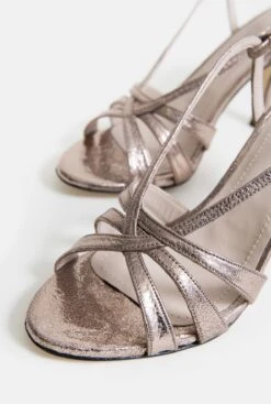 Adeline Solaris -Es Fascinante adeline solaris heels mint and rose 116180