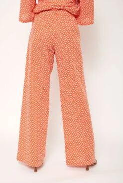 Arancione Pants 9 Arancione Pants -Es Fascinante arancione pants trousers arena martinez 265083