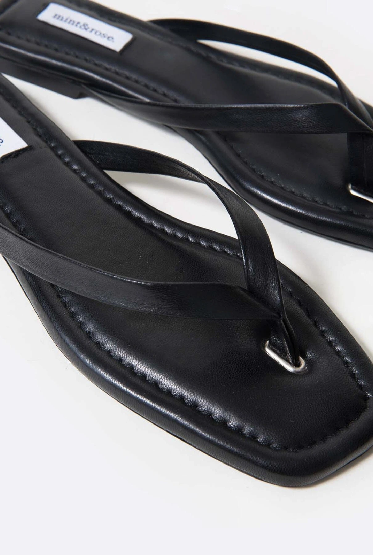 Ari Negro 5 Ari Negro - Imagen 3