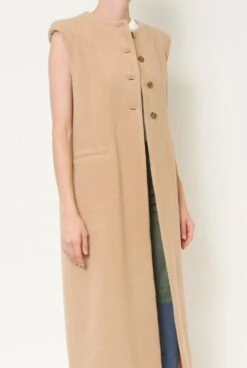 Camilla Camel -Es Fascinante camilla camel vests julise magon 107128