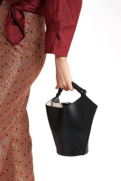 Canasto Bag | Black -Es Fascinante canasto bag black leather shoulder bags moi sass 567826