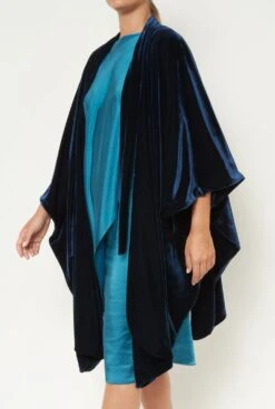 Capa Diana Navy 9 Capa Diana Navy -Es Fascinante capa diana navy capes shawls duyos 361984