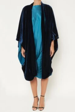 Capa Diana Navy 11 Capa Diana Navy -Es Fascinante capa diana navy capes shawls duyos 731331