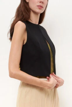 Chaleco Hilda -Es Fascinante chaleco hilda vests kolonaki 821848