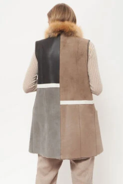 Chaleco Multicolor Beige -Es Fascinante chaleco multicolor beige vests miguel marinero 423872