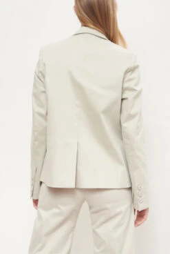 Chaqueta Gris Piedra -Es Fascinante chaqueta gris piedra jackets leandro cano 448732