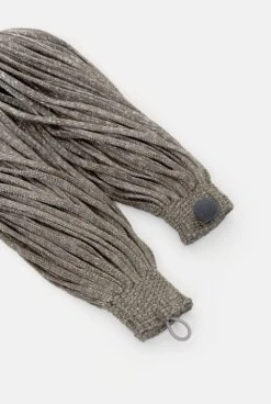 Collar Seda Natural Con Brillo De Lurex Color Gris Plata -Es Fascinante collar seda natural con brillo de lurex color gris plata necklaces victoria de talhora 572098