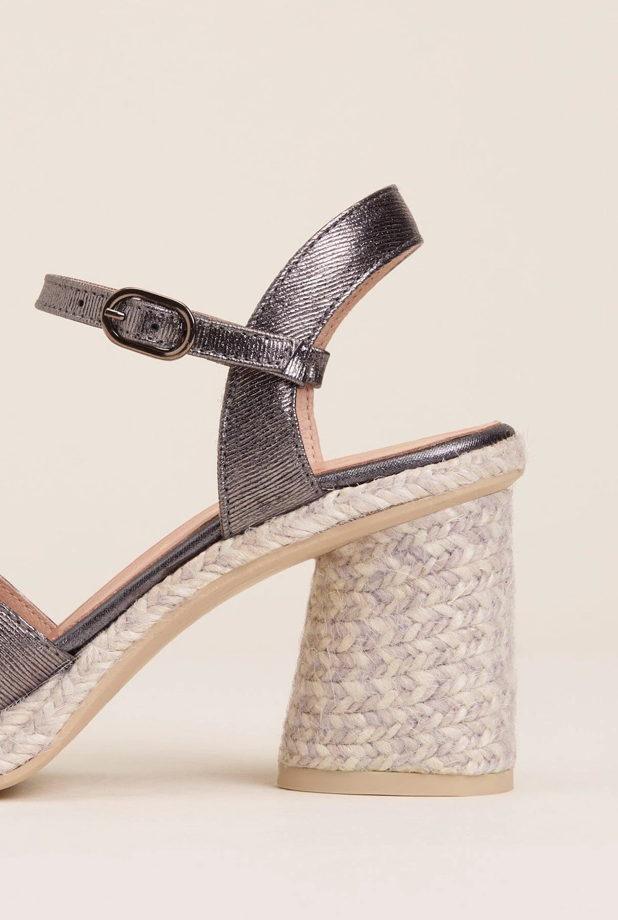 Gaimo Cordelia Cromo 5 Gaimo Cordelia Cromo - Imagen 3