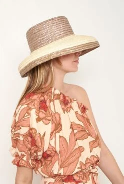 Cuchi Curved Gold And White