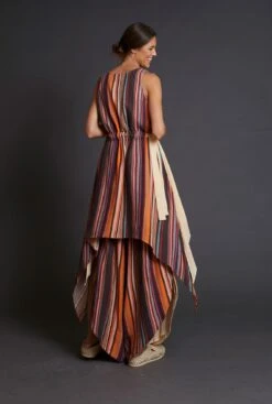 CUERPO FRUNCIDO RAYA -Es Fascinante cuerpo fruncido raya shirts blouses zaitegui studio 492766