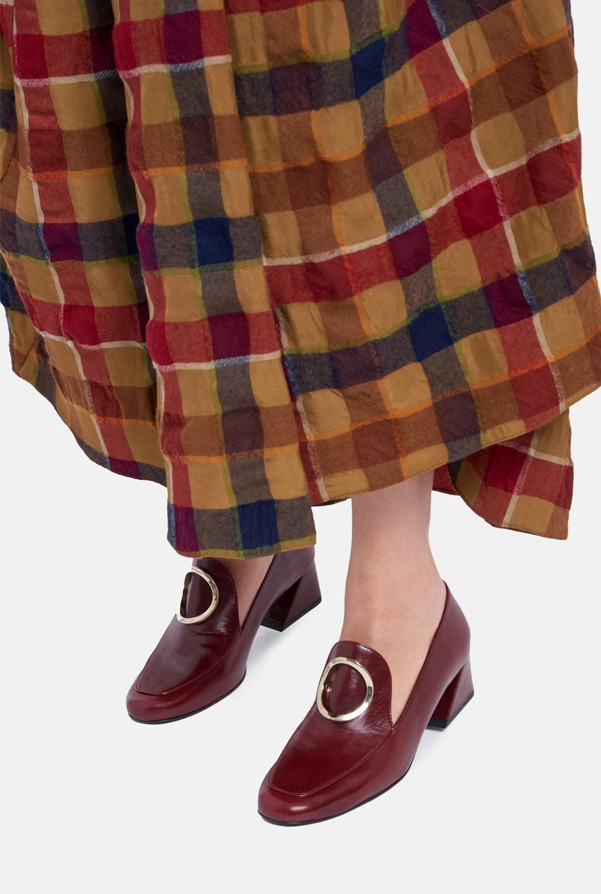 Danielle Burgundy 4 Danielle Burgundy - Imagen 2