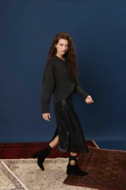 Falda Radziwill Lentejuela Negra -Es Fascinante falda radziwill lentejuela negra skirts galcon studio 349116