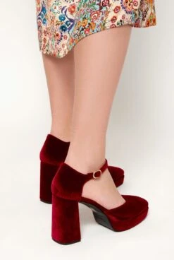 Flamenco Heels Garnet -Es Fascinante flamenco heels garnet heels flabelus 863028