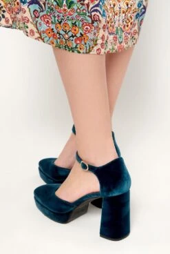 Flamenco Heels Petrol -Es Fascinante flamenco heels petrol heels flabelus 954952