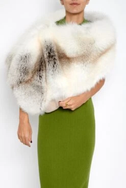 Fox Cape -Es Fascinante fox cape capes shawls peleteria gabriel 206796