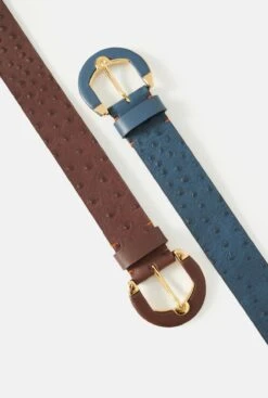 Gordes Café 9 Gordes Café -Es Fascinante gordes cafe belts baltei studio 586777