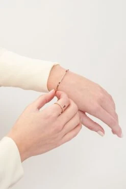 I Am Red Bande Ring -Es Fascinante i am red bande ring rings gold roses 629239