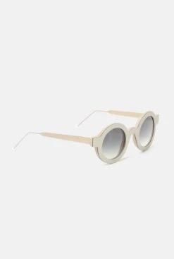 Isis Warm White -Es Fascinante isis warm white gafas de sol nina mur 685042