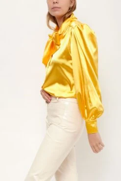 Lara Yellow Shirt -Es Fascinante lara yellow shirt shirts blouses leyre doueil 917491
