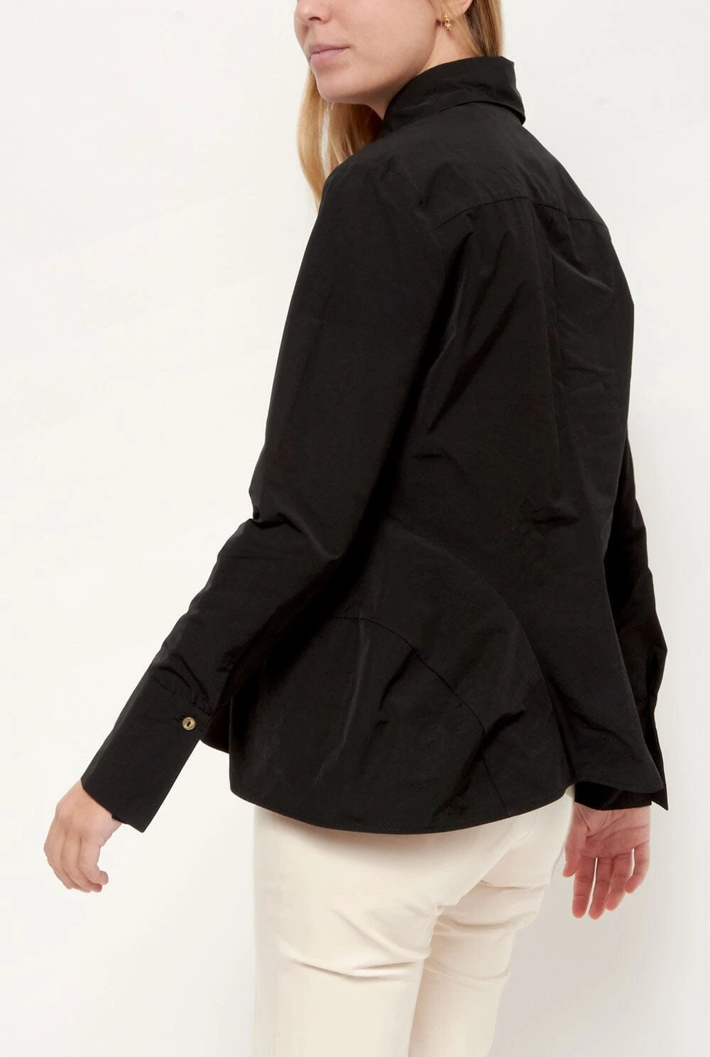 Lilibeth Shirt Negro 6 Lilibeth Shirt Negro - Imagen 4