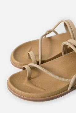 Lucia Corda -Es Fascinante lucia corda flat sandals mint and rose 876686