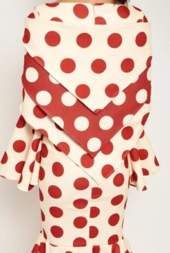 Manton Triple -Es Fascinante manton triple capes shawls leandro cano 934421