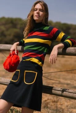 Mariona RollNeck - Navy -Es Fascinante mariona roll neck navy sweaters laia alen 162947