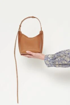 Natural Brown Hooky Bag -Es Fascinante natural brown hooky bag shoulder bags habey club 518509