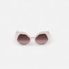 Nuria Pale Pink 2 Nuria Pale Pink -Es Fascinante nuria pale pink sunglasess nina mur 283395
