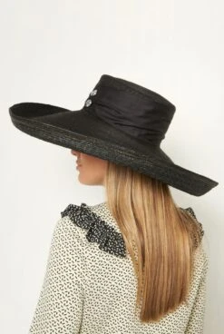 Pamela Agata Negro 8 Pamela Agata Negro -Es Fascinante pamela agata negro hats nana golmar 960809