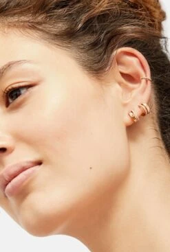 PENDIENTE LOBE SPIN - Single Unit -Es Fascinante pendiente lobe spin single unit earrings gold roses 299804