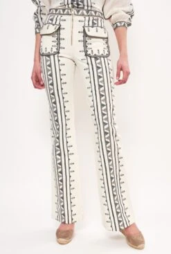PANTALÓN BORDADO ETNICO