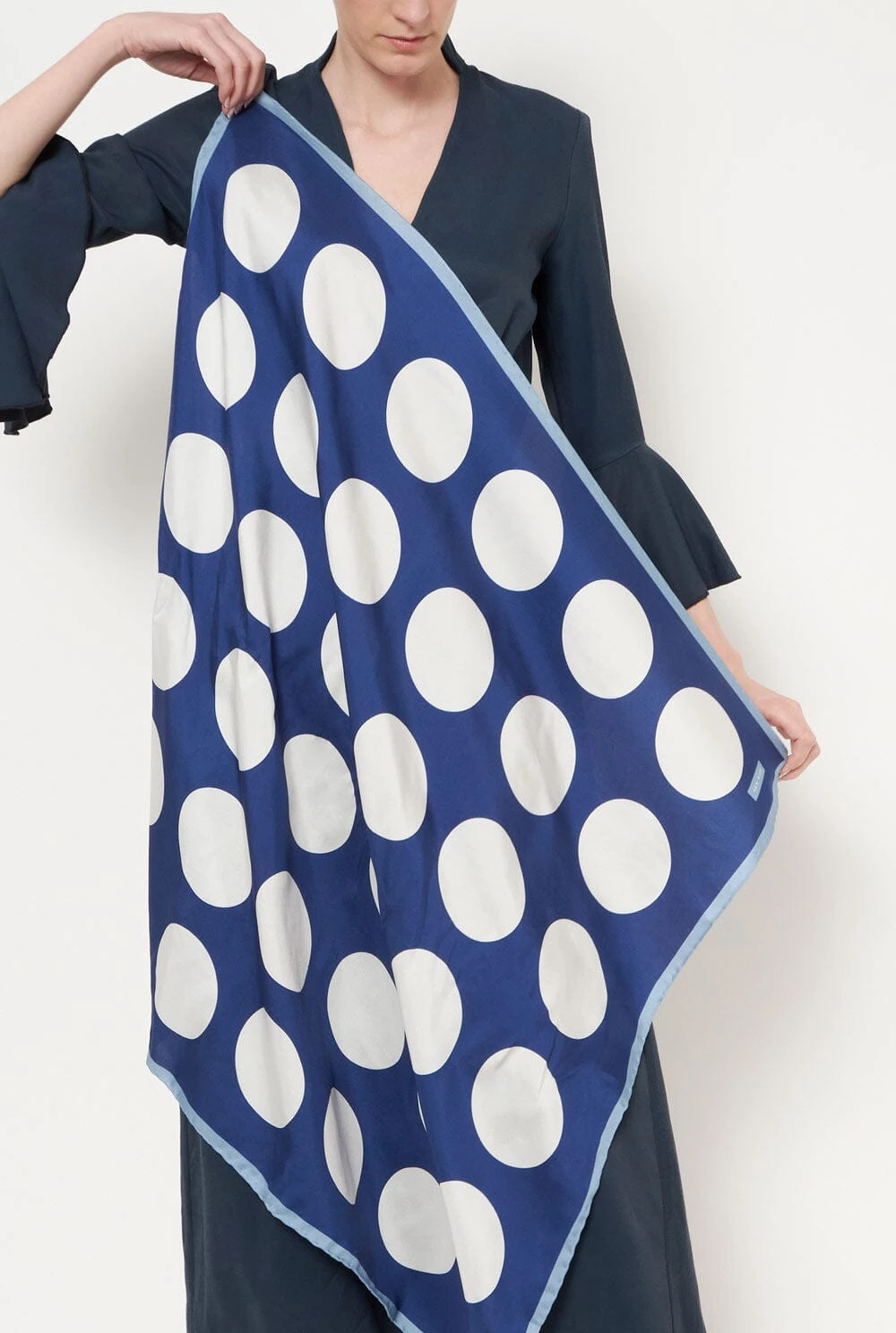 Rita Scarf Blue 4 Rita Scarf Blue - Imagen 2