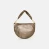 The Baby Gondola Piel Metalizada Bronce -Es Fascinante the baby gondola piel metalizada bronce hand bags the bag lab 628312