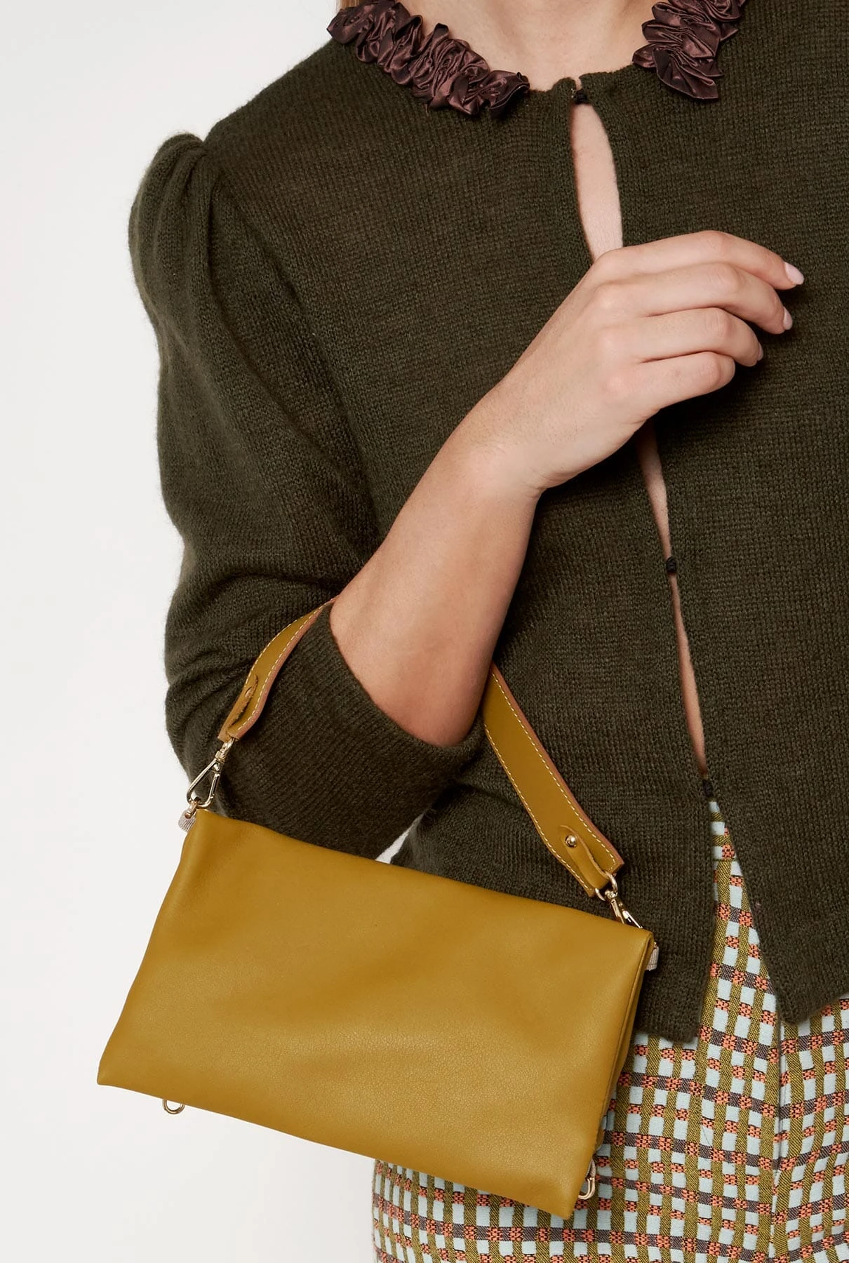 The Lucia Bag Oliva 5 The Lucia Bag Oliva - Imagen 3