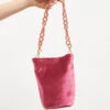 The Mini Cube Bag Velvet Pink 1 The Mini Cube Bag Velvet Pink -Es Fascinante the mini cube bag velvet pink bag the bag lab 174347