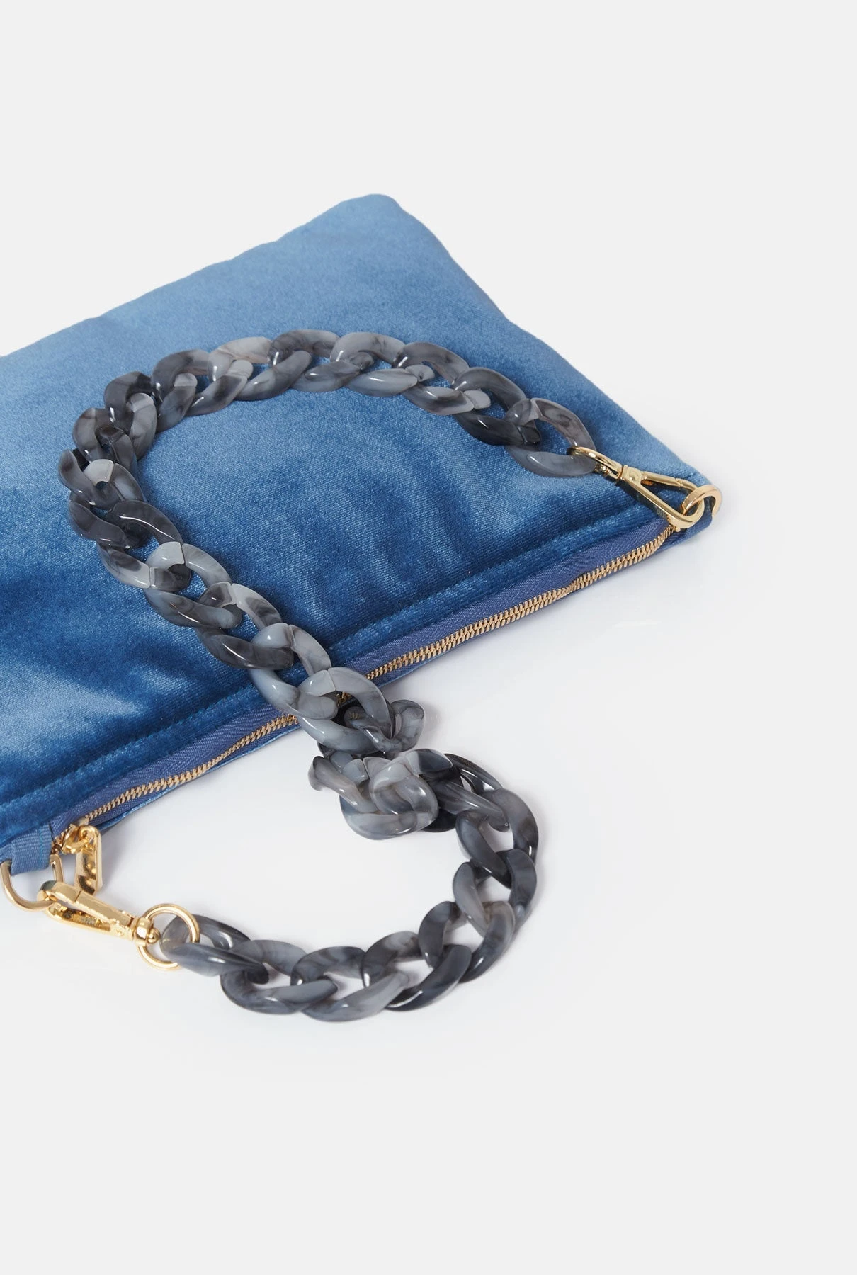 The Mini Gala Clutch New Velvet Blue 4 The Mini Gala Clutch New Velvet Blue - Imagen 2