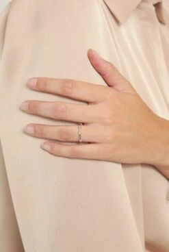 THE SEAL OF LOVE DIAMOND RING -Es Fascinante the seal of love diamond ring rings albert coll 687589