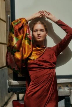 Vestido Oliva Asimetrico Marron -Es Fascinante vestido oliva asimetrico marron dresses marta marti 738242