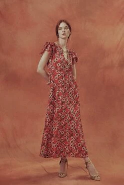 Vestido Volantes Estampado "Claveles" -Es Fascinante vestido volantes estampado claveles dresses ailanto 937731