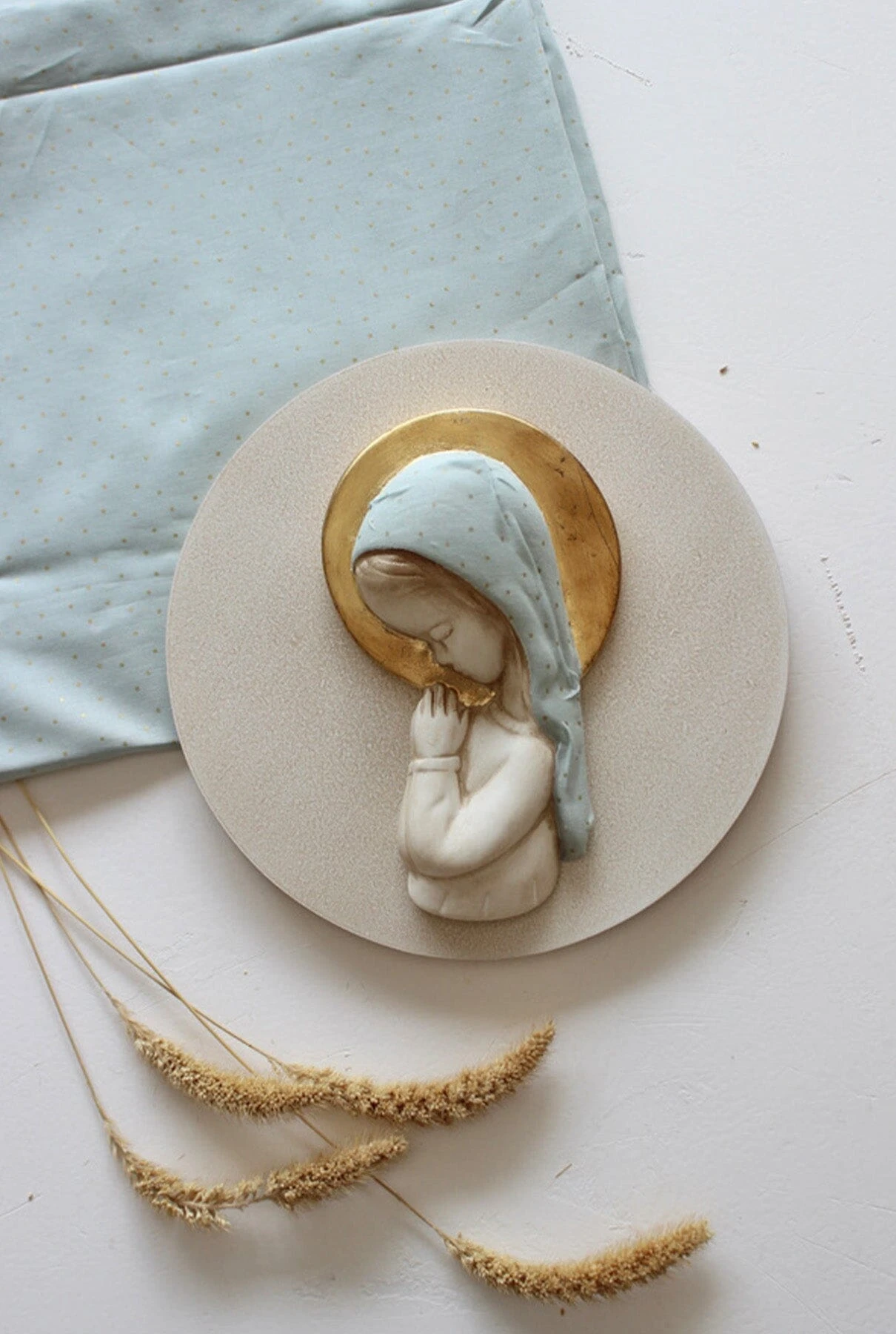 Virgen Niña Dots Verde Con Corona En Pan De Oro 3 Virgen Niña Dots Verde Con Corona En Pan De Oro